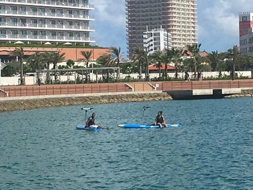 新感覚の『SUP・サップ』を沖縄の北谷で体験！お得にマリンスポーツ＆海遊びはシーパーク北谷へ！