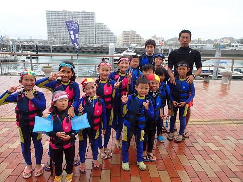 雨の日こそマリンスポーツがおすすめ！雨でも楽しめる沖縄・北谷町で海遊び！