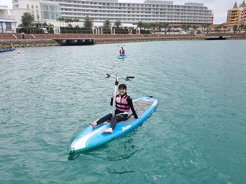 1人から沖縄マリンスポーツを楽しめる！旅行、休日の息抜きに海で遊びましょう！